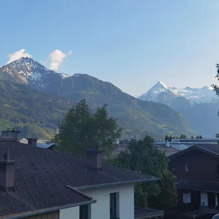 Zell Am 3* 젤암제