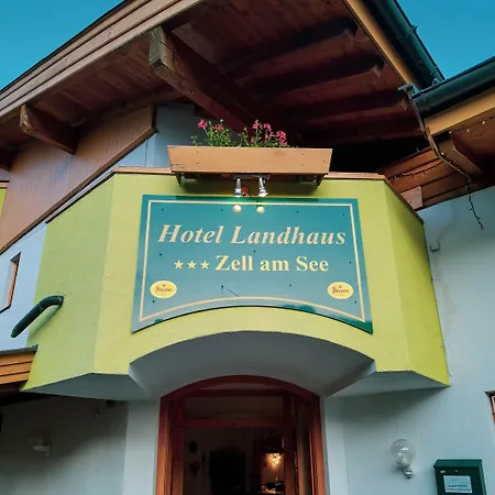 ホテル Zell Am 3*