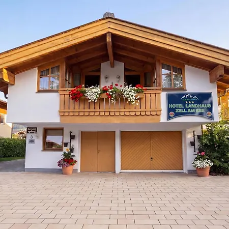 Zell Am 3*