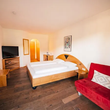 Zell Am Hotel 3*