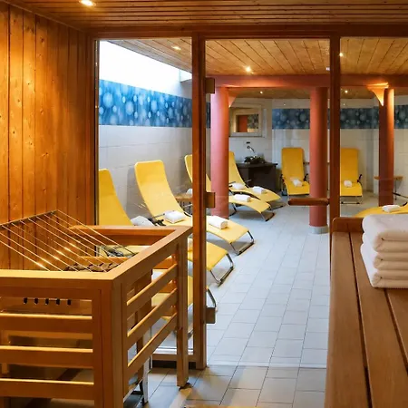 Zell Am 3*