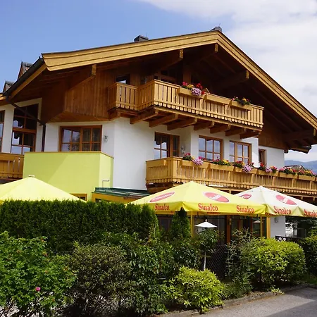Zell Am 3*